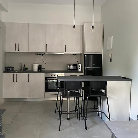 Book House With Yard Apartment Kastoria