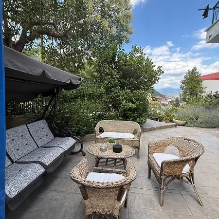 I Book House With Garden Motorbike Friendly Διαμέρισμα *