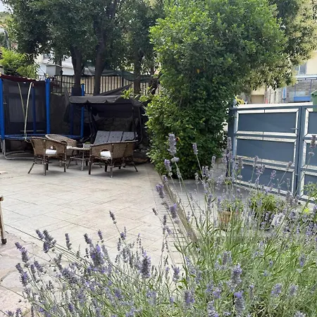 Book House With Garden Motorbike Friendly Διαμέρισμα Καστοριά
